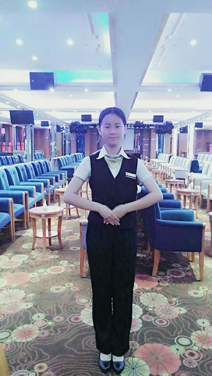 渭南軌道交通運輸學校重慶長江郵輪“總統(tǒng)七號”就業(yè)學子劉惠