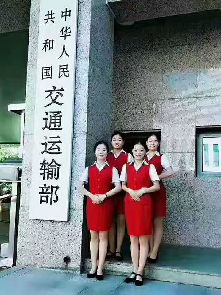渭南軌道交通運(yùn)輸學(xué)校北京交通運(yùn)輸部直屬機(jī)關(guān)紀(jì)委就業(yè)學(xué)子張晨晨、衛(wèi)芒錦、王世翠、趙津