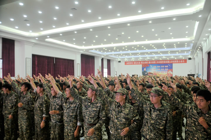 渭南軌道交通運(yùn)輸學(xué)校感恩教育公開(kāi)課